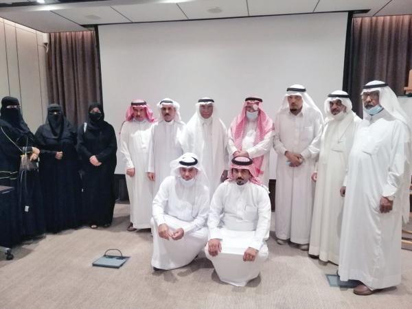 جمعية متقاعدي الشرقية تكرم «السبيعي»