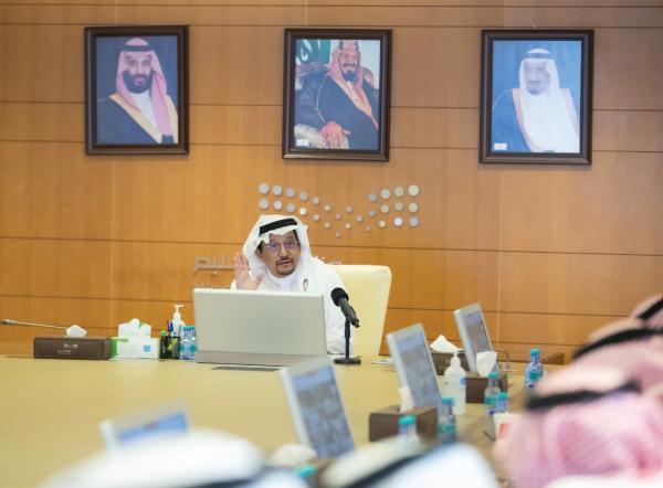 الطلبة غير مكتملي التحصين.. «غياب»