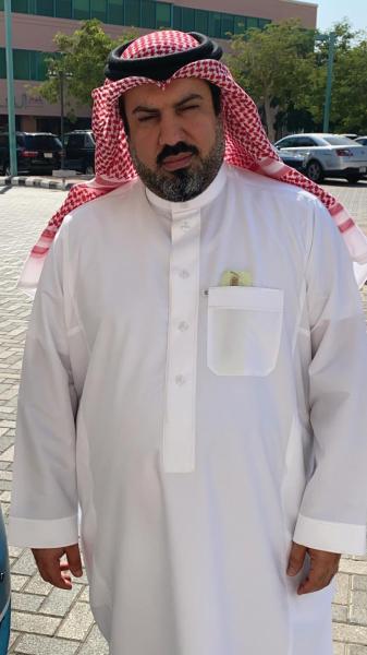 وقوف الشاحنات داخل الأحياء.. مخالفات خطرة