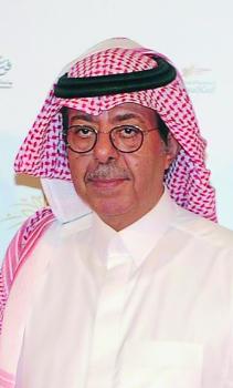 «البازعي» يتلقى التعازي