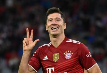 ليفاندوفسكي يقود بايرن لاكتساح هيرتا برلين