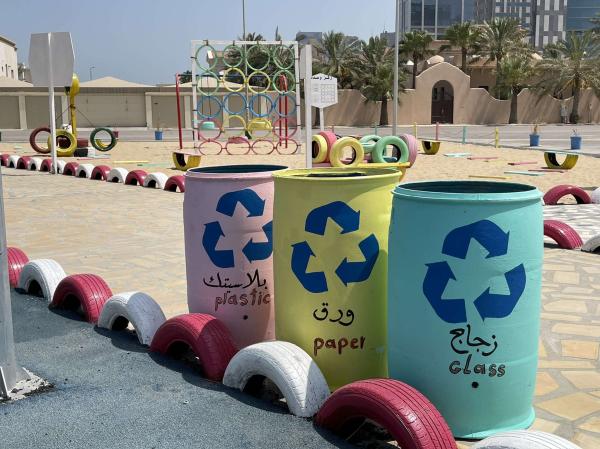 «لها فائدة» تعزز ثقافة إعادة تدوير المخلفات