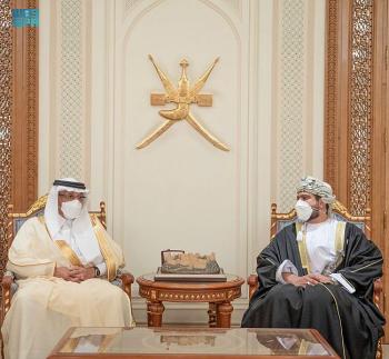 وزير الاستثمار ونظيره العماني يبحثان التعاون الاقتصادي والاستثماري