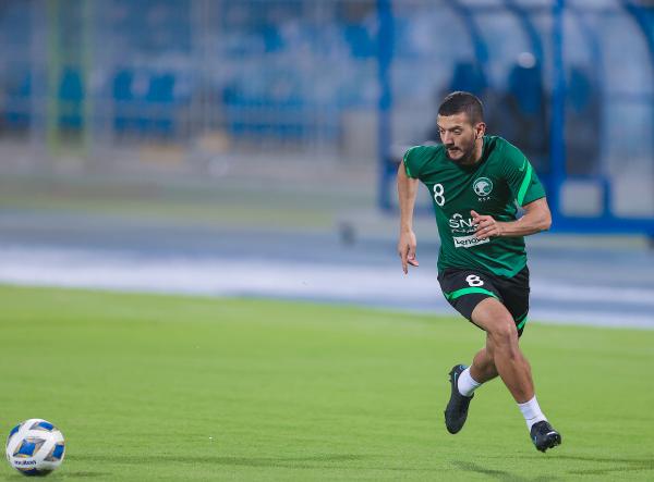 الأخضر يواصل تحضيراته استعدادا لفيتنام