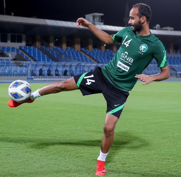 الأخضر يواصل تحضيراته استعدادا لفيتنام