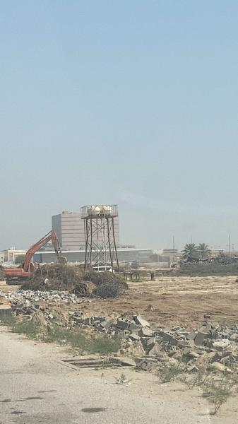 بالصور..إزالة مباني مهجورة وآيلة للسقوط بالخبر