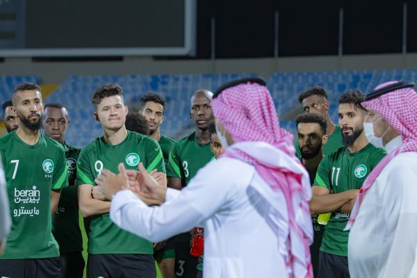 الأخضريرفع الوتيرة