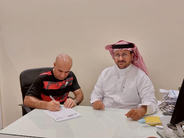 عباس السادة مدربا لفريق قدم صم الشرقية 