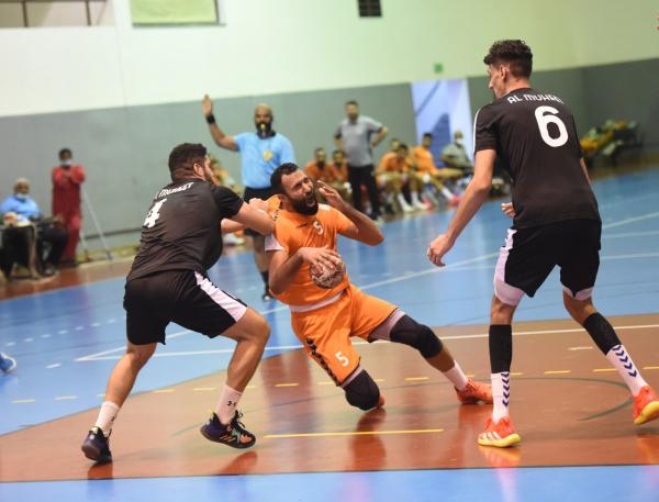 النور يسطع في القارة بـ«الصدارة»