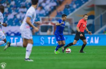 اليوم.. الفرج والدوسري ينضمان لتدريبات الهلال