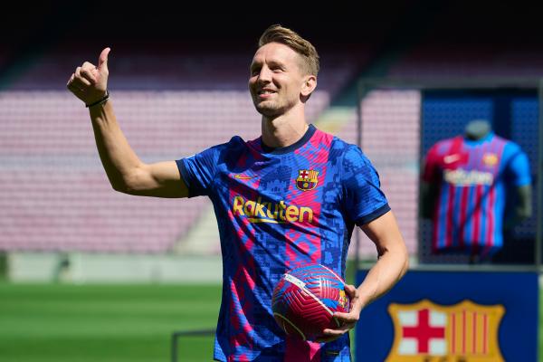 كومان: مهاجم برشلونة أخطر من نيمار