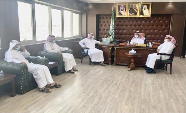 مناقشة خطة «الطوارئ» لحماية الطلاب