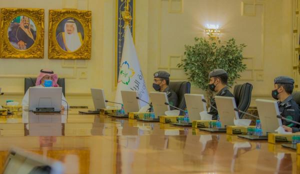 مساعد وزير الرياضة يلتقي قادة مركز العمليات الأمنية