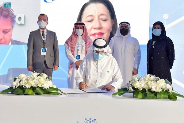 3 مذكرات بين «كيمارك» وشركات عالمية لتطوير التكنولوجيا الطبية