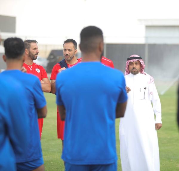أبها يبحث أسباب «السداسية»