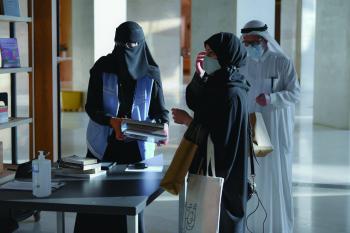 «الكتبية» يعيد الحياة للإصدارات المستعملة بإعادة تدويرها