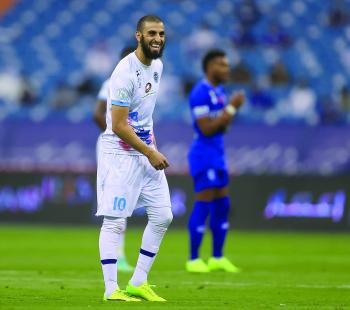 الباطن والطائي.. من«يصيد» الآخر؟!