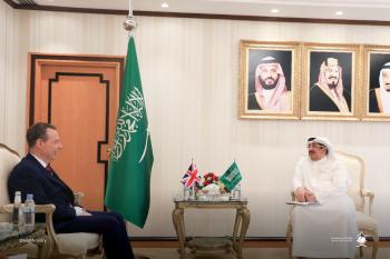 القنصل العام البريطاني يشيد بجهود المملكة في خدمة ضيوف الرحمن