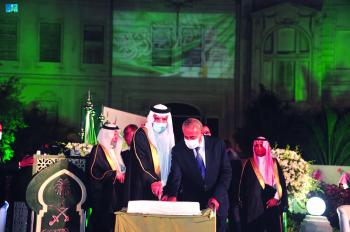 العالم يشارك المملكة يومها الوطني في احتفالات سفاراتها بالخارج