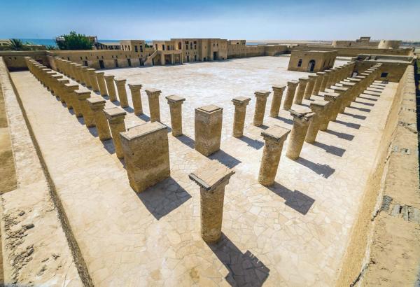وجهة عشاق الهدوء والاسترخاء«شاطئ العقير»..