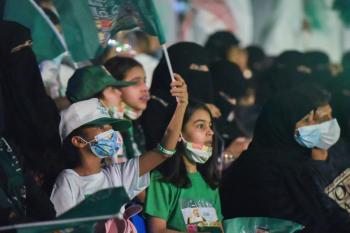 الأحساء.. 49 ألف زائر يرسمون أجمل «كرنفال وطني» بمنتزه الملك عبدالله
