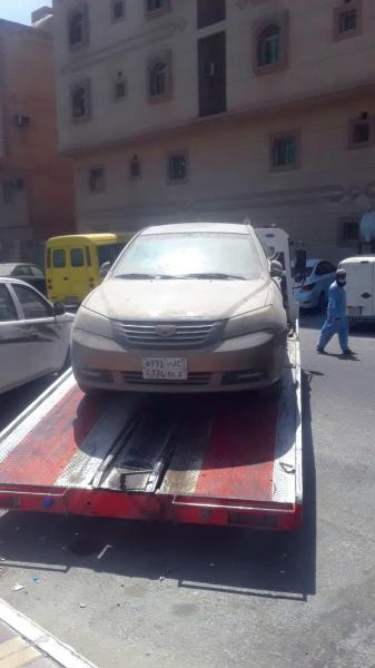 الخبر.. رفع 327 سيارة تالفة خلال شهر