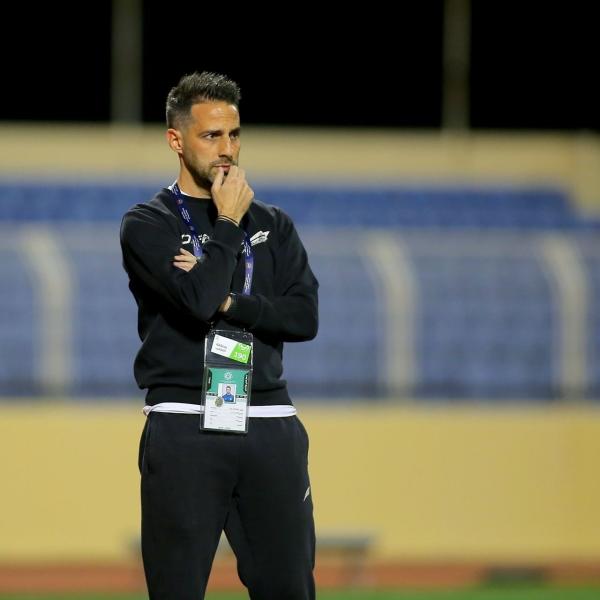 مدرب الفتح غاضب من لاعبيه