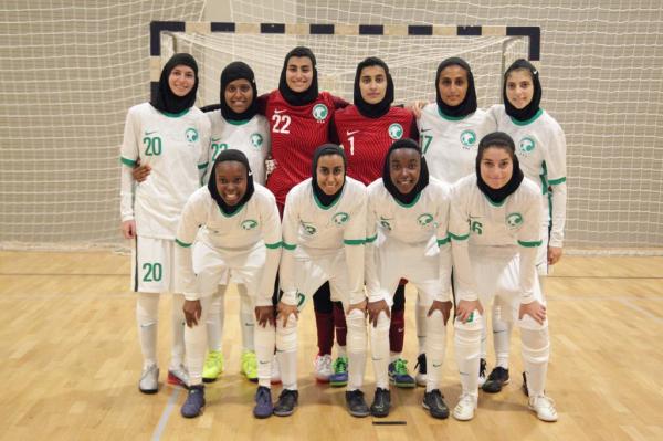 23 لاعبة في المنتخب الكروي الأول