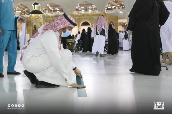 لتوفير سبل الراحة.. استحداث 25 مسارًا بالمسجد الحرام