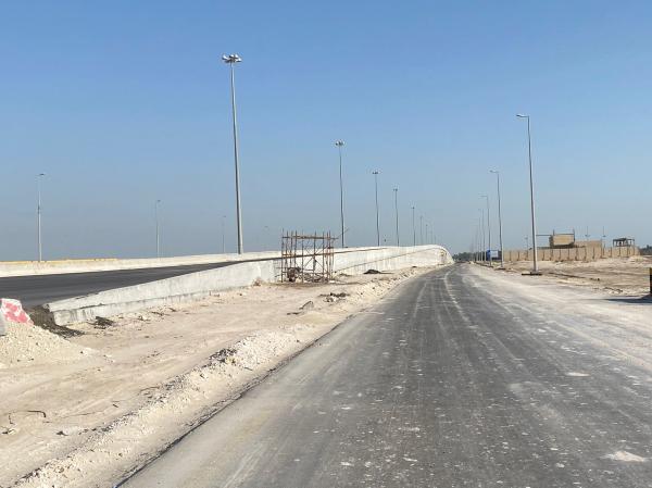 80 % إنجازا بجسر «الهافمون» مع طريق الخالدية