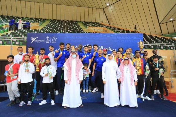 الهلال والصفا أبطال الكاراتيه