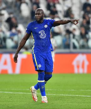 المانيو يستضيف إيفرتون وتشيلسي يرحب بساوثامبتون