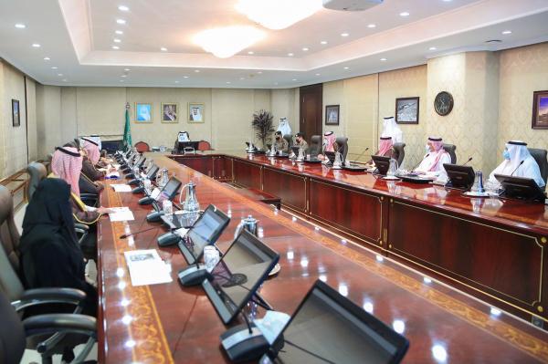 أمير الشرقية يوجه بإزالة كل ما يشوه جمال المدن