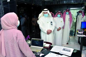 جولات ميدانية للتأكد من توطين قطاعي العقارات والسينما