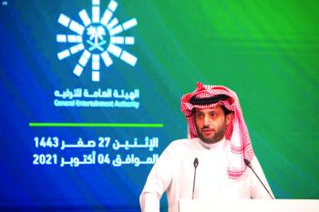 وزير الإعلام المكلَّف: 255 مليار ريال صادرات غير نفطية في عام