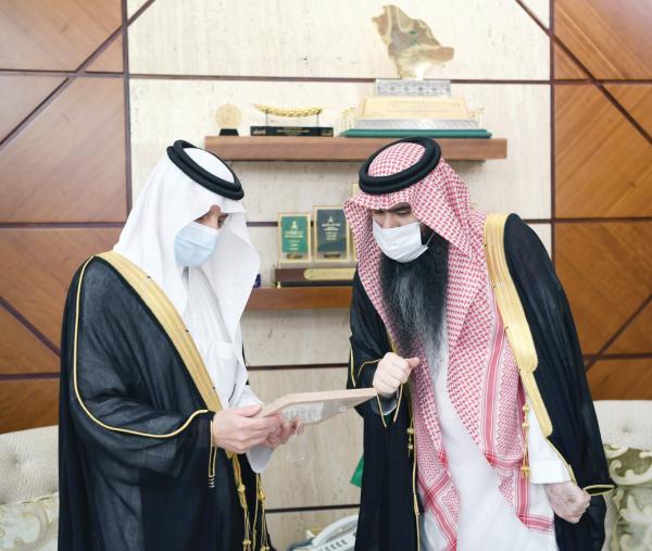.. ويطلع على هوية البريد الجديدة «سبل»