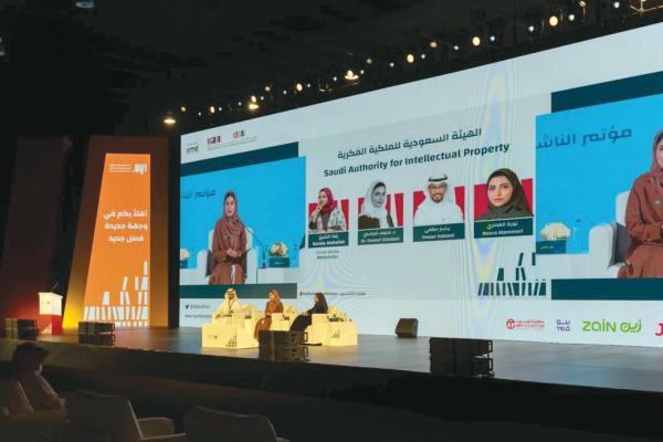 «النشر العربي» قوة مؤثرة في التنمية الثقافية العالمية