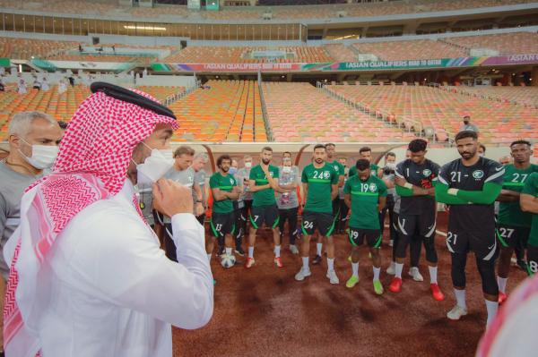 الفيصل.. يحفز الصقور