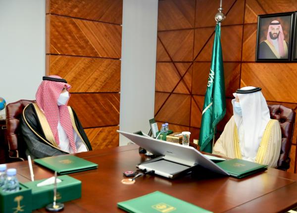 أمير الشرقية يستقبل محافظ هيئة الحكومة الرقمية