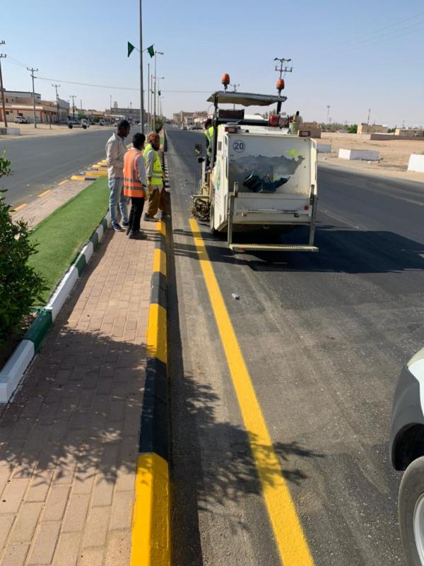دهان الخطوط الأرضية لطرق الذيبية