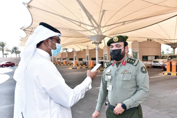 230 ألف مسافر يعبرون جسر الملك فهد