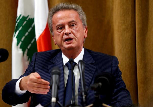 النخبة اللبنانية الحاكمة تكدس ثرواتها في الخارج