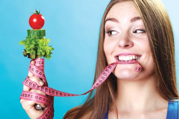 دراسة: المكسرات تزيد متوسط العمر الافتراضي 10 سنوات