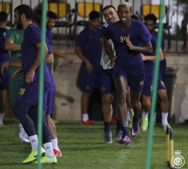 حمدالله يتقدم تمارين النصر