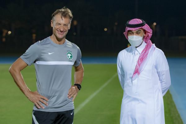 الفيصل.. يحفز الصقور!!