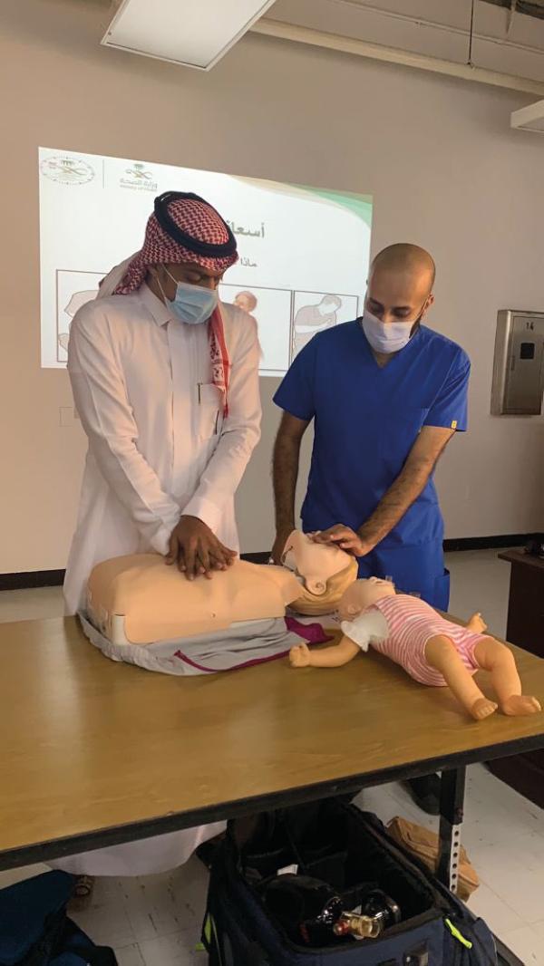 تثقيف مرشدي التعليم بمهارات «الرعاية الأولية»