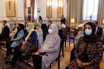 جونز تدير «توطين الأفغان» بتكليف من واشنطن