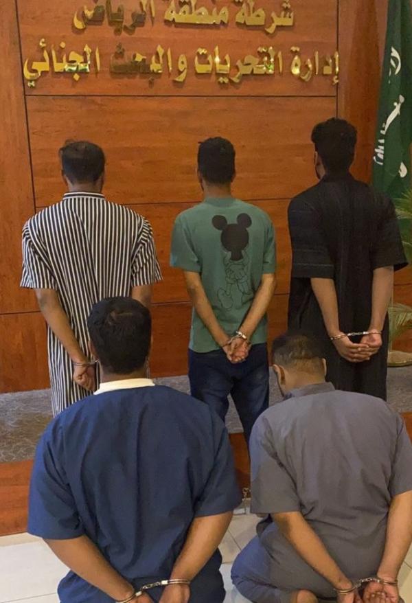 ضبط 5 مواطنين ارتكبوا جرائم سرقة بالرياض