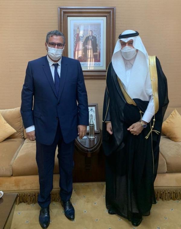 رئيس الحكومة المغربية يلتقي بسفير المملكة