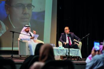 الساعدي وحرابة ينثران إبداعهما شعرا بالدمام